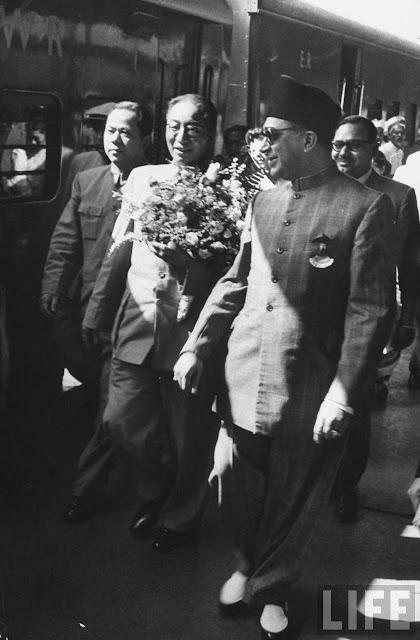 Chinese Communist Cultural Delegation in Calcutta (Kolkata) - 1955