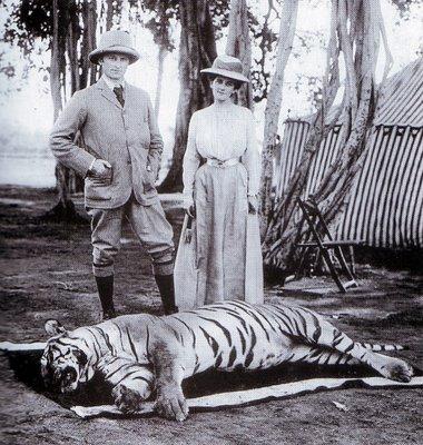 Lord and Lady Curzon on a tiger hunt in 1902