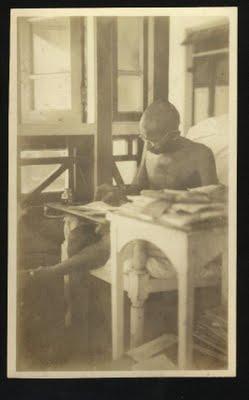 Mahatma Gandhi Postcard