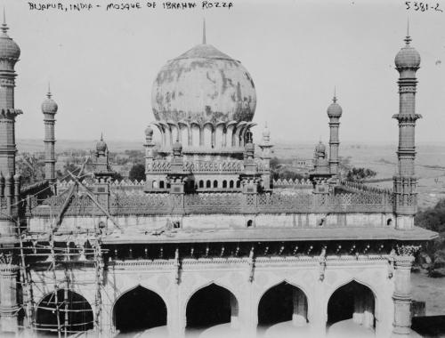 Mosque of Ibrahim Rozza - Bijapur Early 1900s