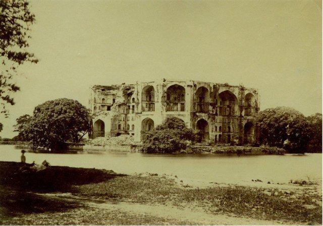 Unidentified Mughal Ruin - c1865