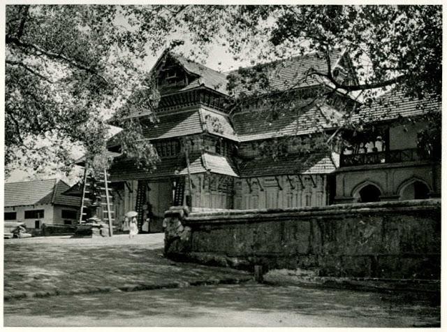 Vadakkumnathan Shiva Temple in Thrissur, Kerala - India 1928